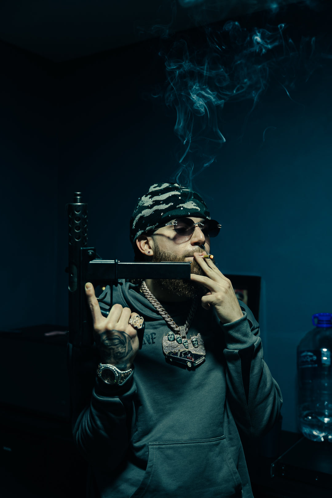 VIPER HOODIE [CARBON BLACK]